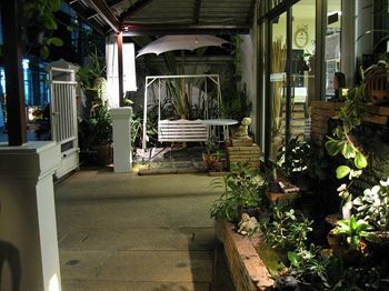 โรงแรมตีฆ้อง - Tri Gong Inn